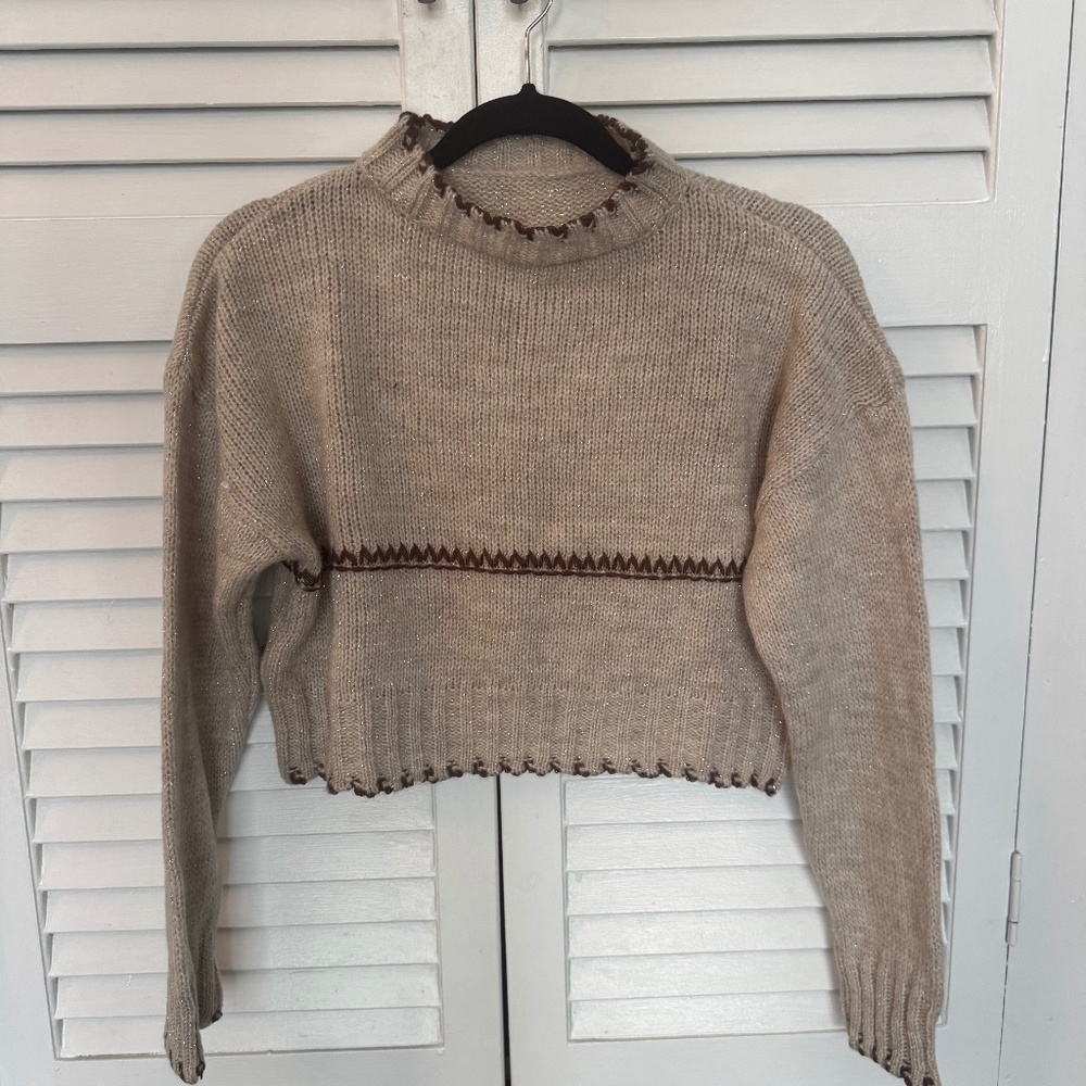 Cute Cropped Sweater